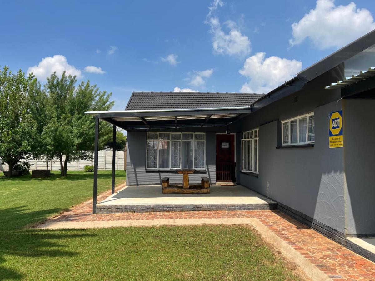 Firefly Budget Friendly Guest House 肯普顿帕克 外观 照片