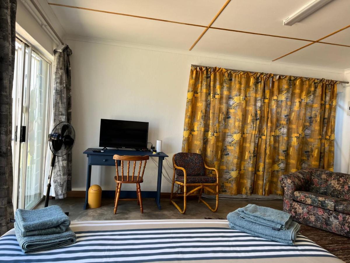 Firefly Budget Friendly Guest House 肯普顿帕克 外观 照片